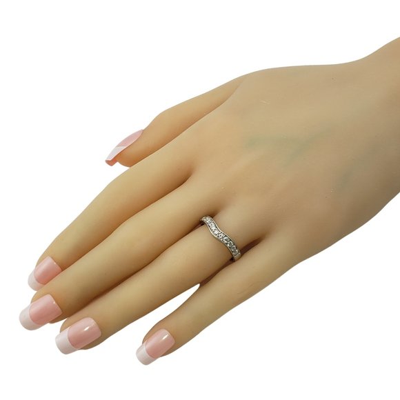 Vintage 14 Karat White Gold and Diamond Wedding Band Ring Size 7.5 #10439 - Picture 7 of 8